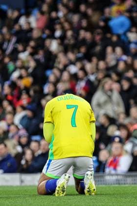 Dudinha (7 Brazil) celebrates scoring the second goal for Brazil during the Womens International Friendly, Länderspiel, Nationalmannschaft football match between England and Brazil at Etihad Stadium in Manchester, England Copyright: xNataliexMincher SPPx Sportspressphoto_SPR50934