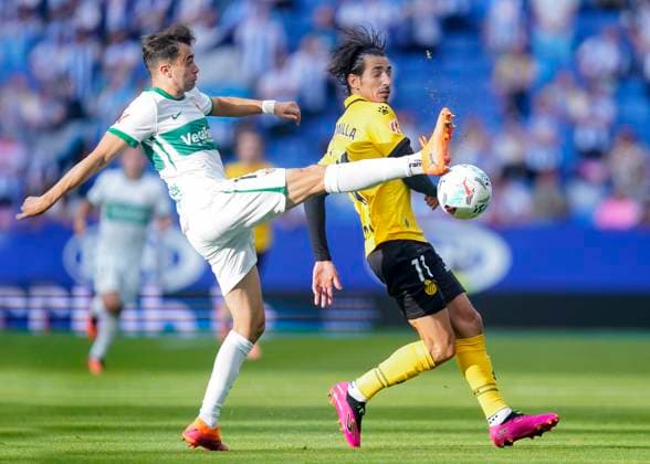 ESP: RCD Espanyol v Elche CF. La Liga EA Sports. Date 10 Pere Milla of RCD Espanyol during the La Liga EA Sports match between RCD Espanyol and Elche CF played at RCDE Stadium on October 25, 2025 in Barcelona, Spain. kpng Copyright: xSergioxRuizx xPRESSINx PS_2501025_ESP_ELC_2526_021