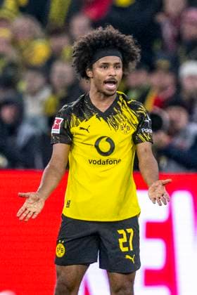 25 10 2025 Football Borussia Dortmund 1 FC Köln, Matchday 8 at Signal Iduna Park Karim Adeyemi Borussia Dortmund reacts IMPORTANT NOTICE In accordance with the regulations of the DFL and the DFB, it is prohibited to use or have used photographs taken in the stadium and or of the match in the form of sequential images and or video-like photo series Copyright: xDavidxInderliedx
