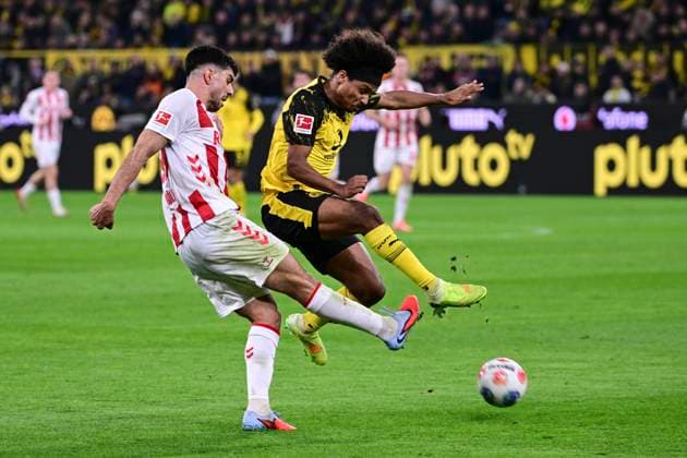 Karim Adeyemi 27 Borussia Dortmund , Borussia Dortmund vs 1 FC Koeln, Football, 1 Bundesliga, 08 Matchday, 25 10 2025 DFB regulations prohibit any use of photographs as image sequences and or quasi video Dortmund Nordrhein Westfalen Germany Copyright: xkolbert-press MarcxNiemeyerx