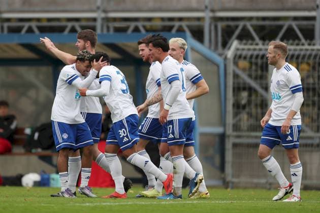25 10 2025, xjcx, Men, Soccer, Season 2025 2026, Regionalliga Bayern, 15 Matchday SV Viktoria Aschaffenburg VfB Eichstaett Goal celebration after the 2 1 by Younes Azahaf 30, SV Viktoria Aschaffenburg Aschaffenburg Stadion am Schoenbusch Bayern Germany