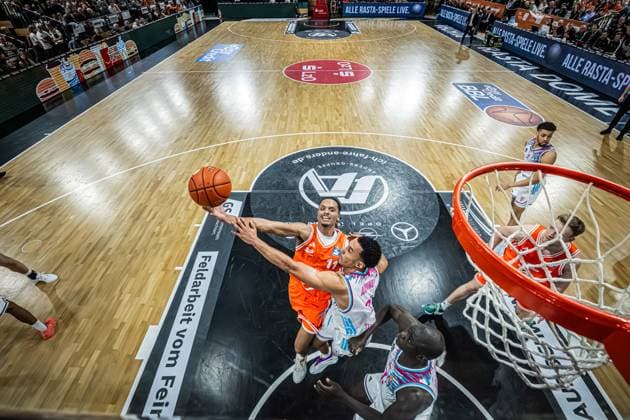 1 Basketball Bundesliga, easyCredit BBL, Season 2025 2026, Men, Main round, Matchday 5, 25 10 2025, RASTA Vechta Telekom Baskets Bonn Alonzo Verge 11 RASTA Vechta at the Korbleger Vechta RASTA Dome Niedersachsen Germany