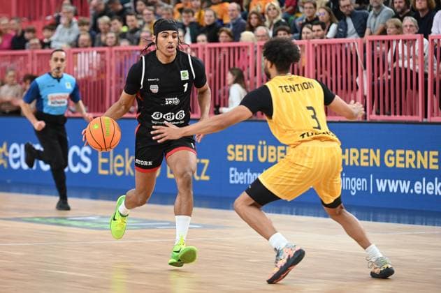 Trey Thompson Stewart SBB Baskets Wolmirstedt, 01 vs Miles Tention Tigers Tuebingen, 03 GER, Tigers Tuebingen vs SBB Baskets Wolmirstedt, Basketball, Men, Pro A, 2 Barmer Basketball Bundesliga, Season 2025 2026, 25 10 2025 GER, Tigers Tuebingen vs SBB Baskets Wolmirstedt, Basketball, Men, Pro A, 2 Barmer Basketball Bundesliga, Season 2025 2026, 25 10 2025 Tuebingen Copyright: xEibner-Pressefoto NicolasxWoernx EP_NWN