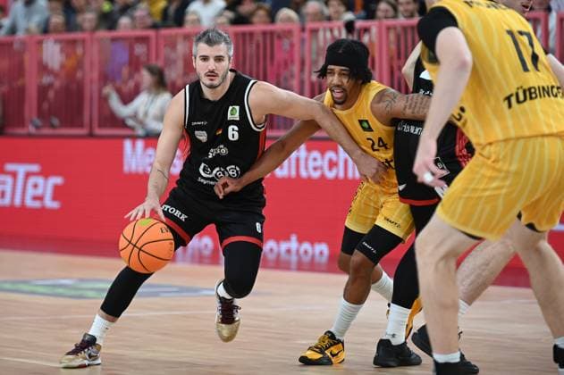 Basketball, 2. BL, Pro A, Tigers Tübingen - SBB Baskets Wolmirstedt
