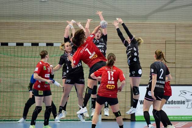 Engelina Alida Corona Molenaar Halle, 7 against Tussis Mauer, SV Union Halle Neustadt vs TuS Metzingen, Handball Bundesliga Frauen, Saison 2025 26, 6 Spieltag, 25 10 2025 Halle SWH Arena Sachsen Anhalt Germany