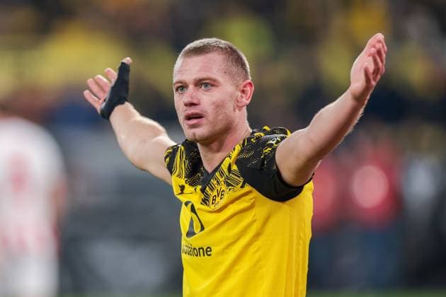 25 10 2025, 1 Bundesliga, Matchday 8, Borussia Dortmund 1 FC Köln, Julian Ryerson Borussia Dortmund claims, Dortmund Signal Iduna Park NRW Germany xRHR PHOTO DEx Copyright: DennisxEwert RHR-FOTOx RHR-FOTO DE
