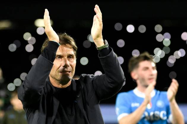 Antonio Conte, head coach of SSC Napoli celebrates at the end of the Serie A 2025 2026 football match between SSC Napoli and FC Internazionale at Diego Armando Maradona stadium in Naples (Italy), October 25, 2025. andreaxstaccioli