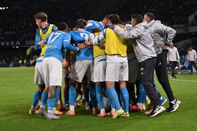 Andre-Frank Zambo Anguissa of S.S.C. Napoli celebrates after scoring the goal of 3-1 during the 8th day of the Serie A Championship between S.S.C. Napoli and F.C. Inter at the Diego Armando Maradona Stadium on October 25, 2025 in Naples, Italy.  Copyright: xDomenicoxCippitelli IPAxSportx xipa-agency.netx xx IPA_67068553 IPA_Agency_IPA67068553