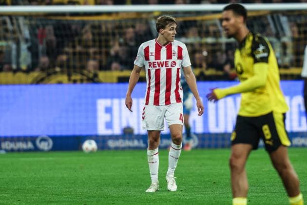 Sport, Football, Bundesliga Season 2025 2026 8 Matchday Borussia Dortmund 1 FC Köln 25 10 2025, SIGNAL IDUNA PARK Timo Hübers 1 FC Köln, 4 Dortmund SIGNAL IDUNA PARK North Rhine-Westphalia Germany