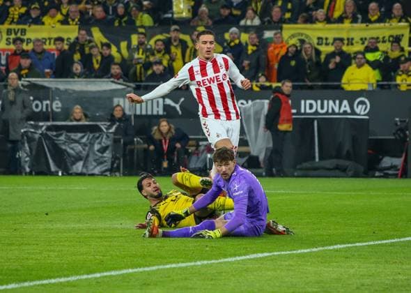 Germany Soccer Bundesliga 2025 26, 8 Matchday Borussia Dortmund vs 1 FC Köln Signal Iduna Park Stadion Dortmund Saïd El Mala Said El Mala 1 FC Köln, 13 Ramy Bensebaïni Ramy Bensebaini Borussia Dortmund, 5 Gregor Kobel Borussia Dortmund, 1 Dortmund Copyright: xAymanxAlahmedx