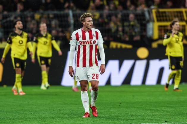 Sport, Football, Bundesliga Season 2025 2026 8 Matchday Borussia Dortmund 1 FC Köln 25 10 2025, SIGNAL IDUNA PARK Sebastian Sebulonsen 1 FC Köln, 28 disappointed after scoring the 1-0 goal for Borussia Dortmund Dortmund SIGNAL IDUNA PARK North Rhine-Westphalia Germany