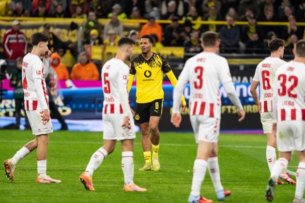 GER, 1 FBL, Borussia Dortmund vs 1 FC Köln 25 10 2025, Signal Iduna Park, Dortmund, GER, 1 FBL, Borussia Dortmund vs 1 FC Köln in picture Felix Nmecha Borussia Dortmund, 8 nordphotoxGmbHxx xChristianxSchulze nph000300