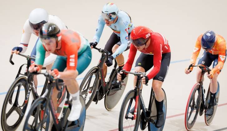 Belgian Lindsay De Vylder (C) pictured in action during the tempo race of the men s omnium (event 1 4) at the 2025 UCI Track World Championships cycling, in Santiago, Chile, Saturday 25 October 2025. The Track World Championships take place from 22 to 26 October at the Velodromo de Penalolen in Santiago, Chile. BENOITxDOPPAGNE  x137946463x