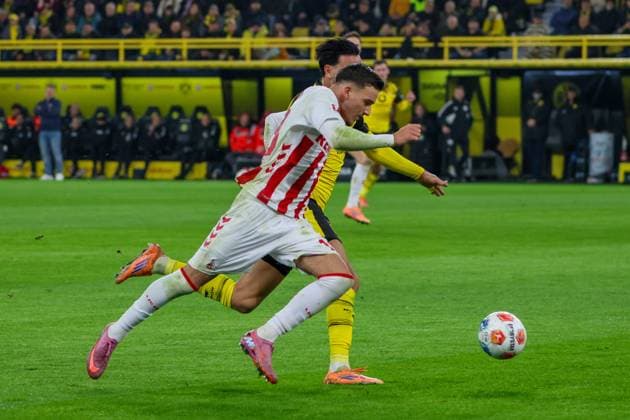 25 10 2025, xfanx, Soccer 1 Bundesliga, Borussia Dortmund 1 FC Köln v l in duel Said El Mala 1 FC Köln and Ramy Bensebaini BVB DFL DFB REGULATIONS PROHIBIT ANY USE OF PHOTOGRAPHS as IMAGE SEQUENCES and or QUASI VIDEO Dortmund mfan
