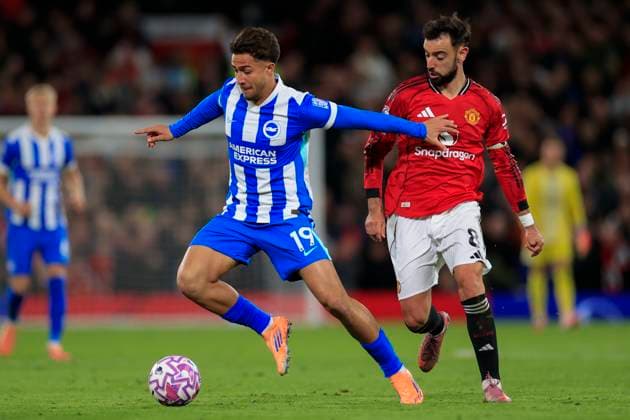 Manchester United, ManU v Brighton and Hove Albion Premier League 25 10 2025. Charalampos Kostoulas (19) of Brighton & Hove Albion runs from Bruno Fernandes (8) of Manchester United during the Premier League match between Manchester United and Brighton and Hove Albion at Old Trafford, Manchester, England on 25 October 2025. Manchester Old Trafford Greater Manchester England Editorial use only DataCo restrictions apply See www.football-dataco.com , Copyright: xConorxMolloyx PSI-23095-0102