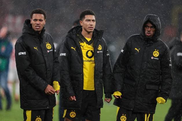 25 10 2025, 1 Bundesliga, Matchday 8, Borussia Dortmund 1 FC Köln, v l Felix Nmecha Borussia Dortmund , Jobe Bellingham Borussia Dortmund , Carney Chukwuemeka Borussia Dortmund , Dortmund Signal Iduna Park NRW Germany xRHR PHOTO DEx Copyright: DennisxEwert RHR-FOTOx RHR-FOTO DE