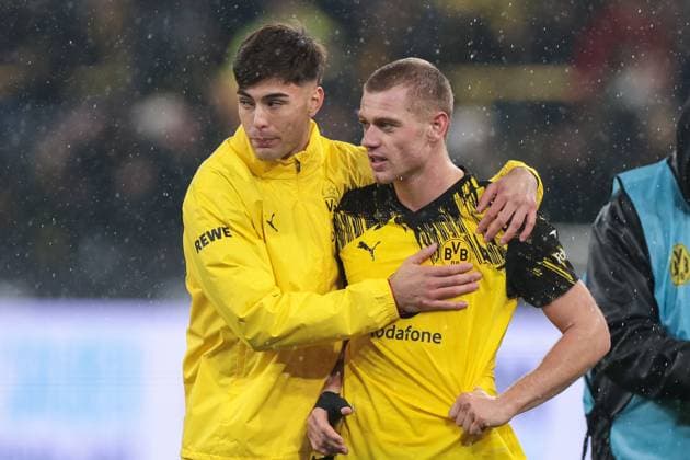 25 10 2025, 1 Bundesliga, Matchday 8, Borussia Dortmund 1 FC Köln, v l Aaron Anselmino Borussia Dortmund , Julian Ryerson Borussia Dortmund , Dortmund Signal Iduna Park NRW Germany xRHR PHOTO DEx Copyright: DennisxEwert RHR-FOTOx RHR-FOTO DE