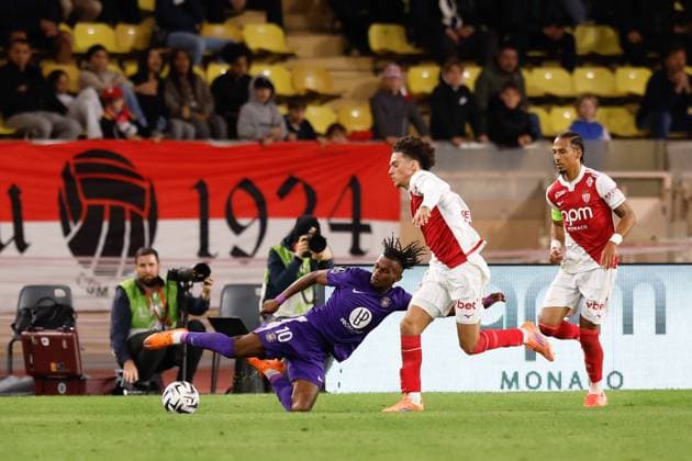 AS Monaco FC v Toulouse FC - Ligue 1 McDonald s 2025 2026 05 Thilo KEHRER (asm) - 11 Maghnes AKLIOUCHE (asm) - 10 Yann GBOHO (tfc) during the Ligue 1 McDonald s match between Monaco and Toulouse at Stade Louis II on October 25, 2025 in Monaco, Monaco. Monaco Monaco  Copyright: xFEPx 776348167