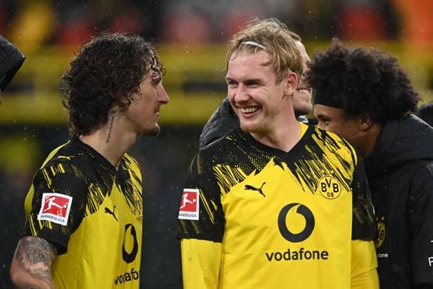 Final cheer, cheers after the end of the match, jubilation, cheer, joy, cheers, FABIO SILVA DO , Julian BRANDT DO Football 1 Bundesliga, 8 Matchday, matchday8, Borussia Dortmund DO 1 FC Koeln K 1 0 on 25 10 2025 in Dortmund Germany UEFA regulations prohibit any use of photographs as image sequences and or quasi video Â
