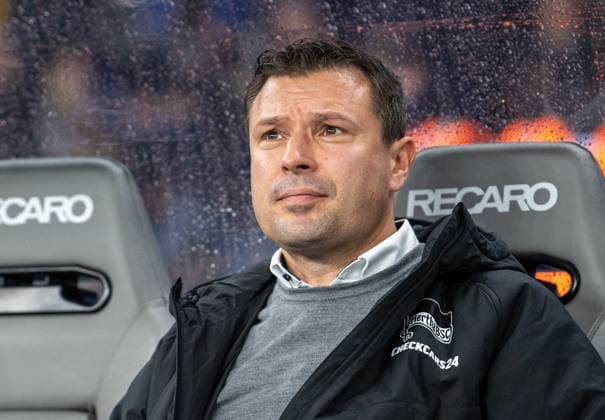 Soccer, Men, Season 2025 2026, 2 Bundesliga 10 Matchday , Hertha BSC Fortuna Düsseldorf, Sports Director Benjamin Weber Hertha BSC on the bench, 25 10 2025, Copyright: xSebastianxRäppold MatthiasxKochx