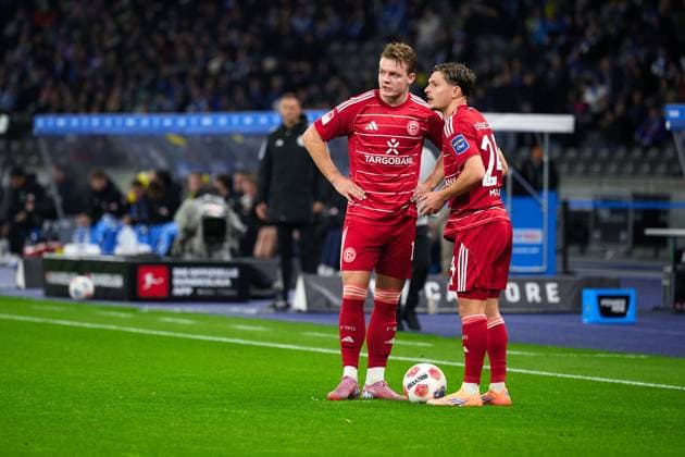 Christian Rasmussen Fortuna Duesseldorf, 10 , Florent Muslija Fortuna Duesseldorf, 24 , GER, Hertha BSC vs ,Fortuna Duesseldorf, 2 Bundesliga, Saison 2025 2026, 10 Spieltag, 25 010 2025 DFL REGULATIONS PROHIBIT ANY USE OF PHOTOGRAPHS AS IMAGE SEQUENCES AND OR QUASI VIDEO GER, Hertha BSC vs ,Fortuna Duesseldorf, 2 Bundesliga, Saison 2025 2026, 10 Spieltag, 25 010 2025 Berlin Copyright: xClaudiusxRauch,xEibner-Pressefotox xClaudiusxRauchx EP_CRH