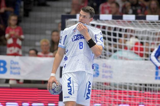 Frederik Simak TBV Lemgo Lippe 8 disappointed, frustrated, emotion , GER, MT Melsungen TBV Lemgo Lippe, Handball, 1 Bundesliga, Matchday 10, Season 2025 2026, 25 10 2025, GER, MT Melsungen TBV Lemgo Lippe, Handball, 1 Bundesliga, Matchday 10, Season 2025 2026, 25 10 2025 Kassel Copyright: xEibner-Pressefotox xRolandxSippelx EP_RSL