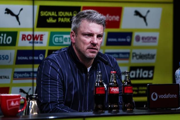 Sport, Football, Bundesliga Season 2025 2026 8 Matchday Borussia Dortmund 1 FC Köln 25 10 2025, SIGNAL IDUNA PARK Lukas Kwasniok Coach 1 FC Köln Dortmund SIGNAL IDUNA PARK North Rhine-Westphalia Germany