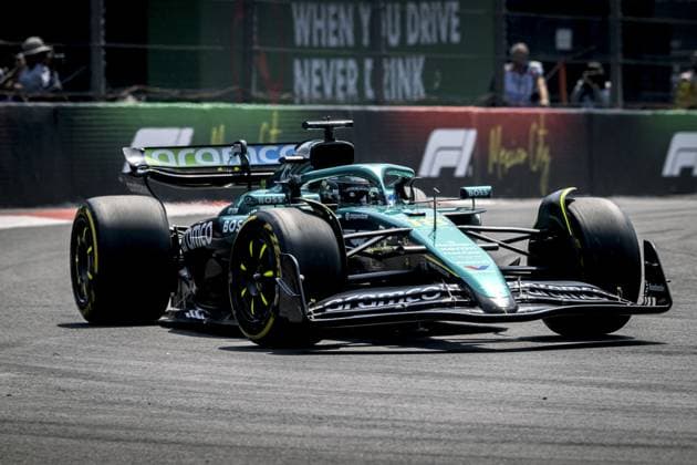 Lance Stroll driving Aston Martin AMR25 during third practice ahead of the F1 Grand Prix of Mexico at Autodromo Hermanos Rodriguez on October 24, 2025 in Mexico City, Mexico.  Copyright: xRichardxCallis SPPx Sportspressphoto_SPR51240