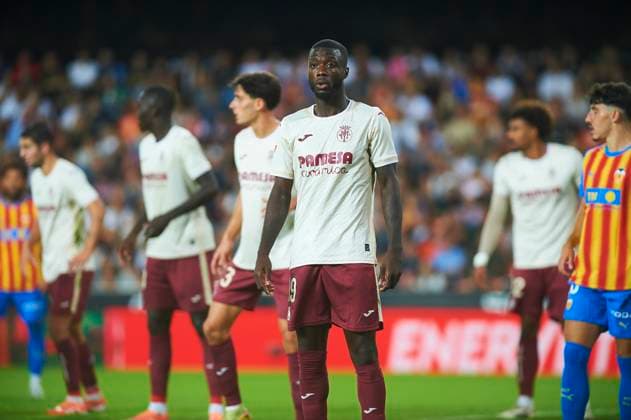 Nicolas Pepe (Villarreal CF) during the LaLiga EA Sports match between Valencia CF and Villarreal CF at Estadio de Mestalla on October 25, 2025 in Valencia, Spain. (Photo by Maria Jose Segovia DeFodi Images) Nicolas Pepe Villarreal CF during the LaLiga EA Sports match between Valencia CF and Villarreal CF at Estadio de Mestalla on October 25, 2025 in Valencia, Spain Photo by Maria Jose Segovia DeFodi Images