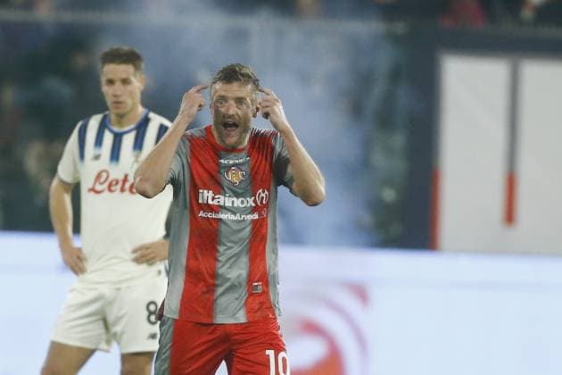 Cremonese Jamie Vardy Esultanza Goal. 1-0 during the Serie A soccer match between Cremonese and Atalanta at the Giovanni Zini in Cremona, north west Italy - Sabato, Ottobre 25, 2025. - Soccer .  Copyright: xAlbertoxMariani LaPressex
