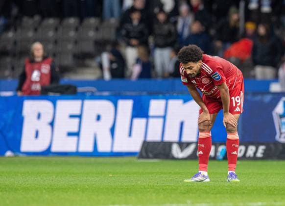 Soccer, Men, Season 2025 2026, 2 Bundesliga 10 Matchday , Hertha BSC Fortuna Düsseldorf, Emmanuel Iyoha Düsseldorf , Disappointment after final whistle, 25 10 2025, Copyright: xSebastianxRäppold MatthiasxKochx