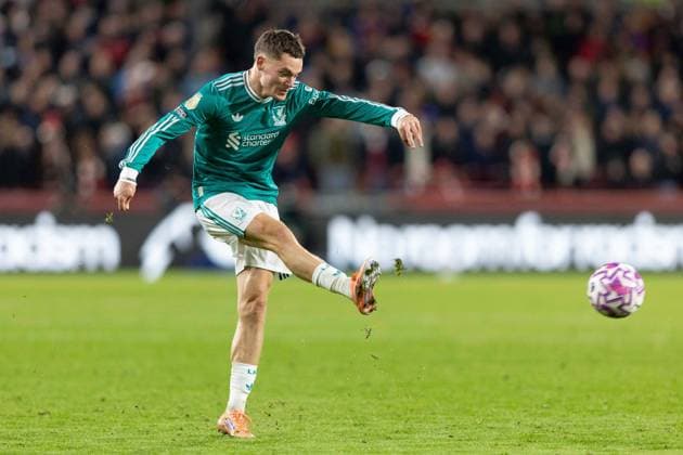 Premier League Brentford v Liverpool Florian Wirtz of Liverpool shoots at goal during the Premier League match Brentford vs Liverpool at The Gtech Community Stadium, London, United Kingdom, 25th October 2025 (Photo by Ian Stephen News Images) Copyright: xIanxStephen NewsxImagesx