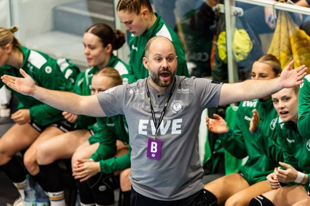 25 10 2025, GER, Handball, Women, Season 2025 2026, Alsco 1 Bl, 6 Matchday, Thueringer HC VfL Oldenburg Niels Boetel VfL Oldenburg 99947 Bad Langensalza Salza Halle Sporthalle Mehrz Thüringen Germany