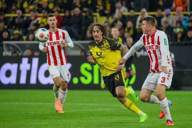 25 10 2025, xfanx, Soccer 1 Bundesliga, Borussia Dortmund 1 FC Köln v l in duel Fabio Silva BVB and Dominique Heintz 1 FC Köln DFL DFB REGULATIONS PROHIBIT ANY USE OF PHOTOGRAPHS as IMAGE SEQUENCES and or QUASI VIDEO Dortmund mfan