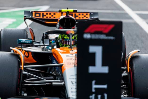Formula?1 Gran?Premio?de?la?Ciudad?de? México?2025 Alexis Perrin OVERTAKE MAXPPP - Mexico?City 26 10 2025 Pole position 04 NORRIS Lando (gbr), McLaren F1 Team, portrait at the Formula?1 Gran?Premio?de?la?Ciudad?de?México?2025, the 20th round of the 2025 FIA Formula?1 World Championship, WM, Weltmeisterschaft at the Autódromo?Hermanos?Rodríguez in Mexico?City, Mexico, from 23 to 26 October 2025 Mexico?City Autódromo Hermanos Rodríguez Mexico  Copyright: xOVERTAKE MAXPPPxAlexisxPerrinx OVT202510263603 OVT202510263603