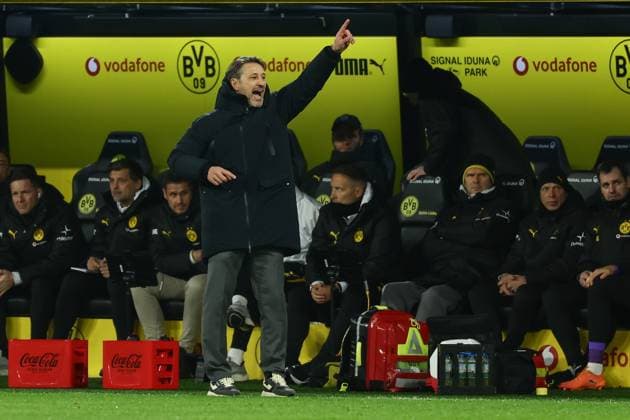 Dortmund, Signal Iduna Park, 25 10 25, GER, Men, 1 Bundesliga, Season 2025 2026, Borussia Dortmund 1 FC Koeln, Niko Kovac head coach Borussia Dortmund gesticulates, DFB DFL REGULATES PROHIBIT ANY USE OF PHOTOGRAPHS AS IMAGE SEQUENCES AND OR QUASI VIDEO Copyright: JoachimxBywaletz xJB-Sportfoto