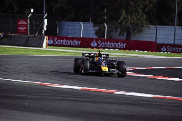 Max Verstappen driving Red Bull Racing RB21 during qualifying ahead of the F1 Grand Prix of Mexico at Autodromo Hermanos Rodriguez on October 25, 2025 in Mexico City, Mexico. Copyright: xRichardxCallis SPPx Sportspressphoto_SPR51449