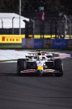 Isack Hadjar driving Racing Bulls VCARB 02 during qualifying ahead of the F1 Grand Prix of Mexico at Autodromo Hermanos Rodriguez on October 25, 2025 in Mexico City, Mexico. Copyright: xRichardxCallis SPPx Sportspressphoto_SPR51458