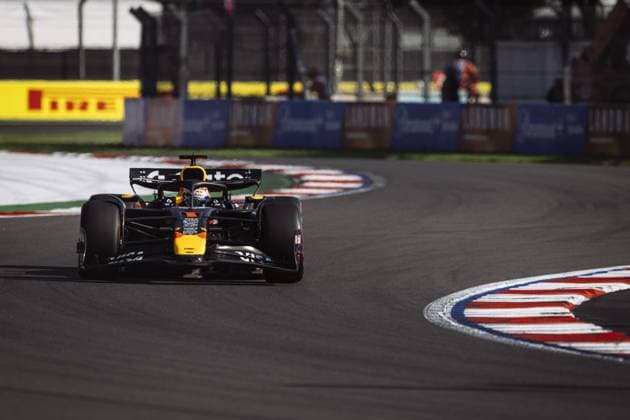 Max Verstappen driving Red Bull Racing RB21 during qualifying ahead of the F1 Grand Prix of Mexico at Autodromo Hermanos Rodriguez on October 25, 2025 in Mexico City, Mexico. Copyright: xRichardxCallis SPPx Sportspressphoto_SPR51470