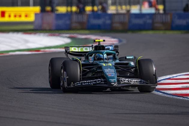 Fernando Alonso driving Aston Martin AMR25 during qualifying ahead of the F1 Grand Prix of Mexico at Autodromo Hermanos Rodriguez on October 25, 2025 in Mexico City, Mexico. Copyright: xRichardxCallis SPPx Sportspressphoto_SPR51498