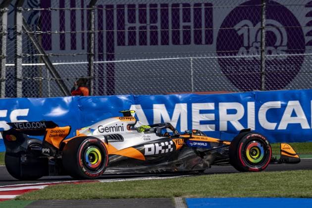 Lando Norris driving McLaren MCL39 during qualifying ahead of the F1 Grand Prix of Mexico at Autodromo Hermanos Rodriguez on October 25, 2025 in Mexico City, Mexico. Copyright: xRichardxCallis SPPx Sportspressphoto_SPR51515