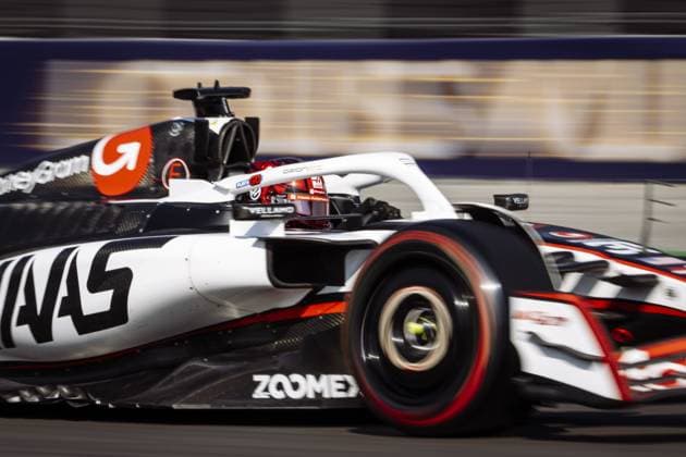 Esteban Ocon driving Haas VF-25 during qualifying ahead of the F1 Grand Prix of Mexico at Autodromo Hermanos Rodriguez on October 25, 2025 in Mexico City, Mexico. Copyright: xRichardxCallis SPPx Sportspressphoto_SPR51505