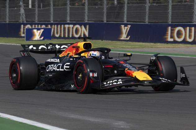 Max Verstappen driving Red Bull Racing RB21 during qualifying ahead of the F1 Grand Prix of Mexico at Autodromo Hermanos Rodriguez on October 25, 2025 in Mexico City, Mexico. Copyright: xRichardxCallis SPPx Sportspressphoto_SPR51509
