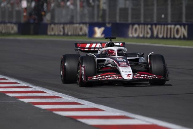 Esteban Ocon driving Haas VF-25 during qualifying ahead of the F1 Grand Prix of Mexico at Autodromo Hermanos Rodriguez on October 25, 2025 in Mexico City, Mexico. Copyright: xRichardxCallis SPPx Sportspressphoto_SPR51541