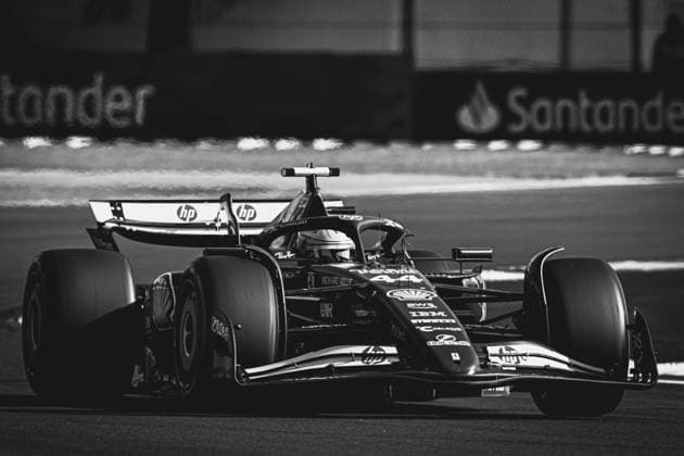 Lewis Hamilton driving Ferrari SF-25 during qualifying ahead of the F1 Grand Prix of Mexico at Autodromo Hermanos Rodriguez on October 25, 2025 in Mexico City, Mexico. Copyright: xRichardxCallis SPPx Sportspressphoto_SPR51551
