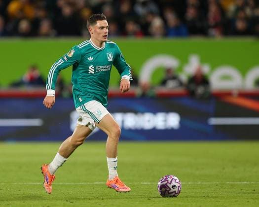 London, England, October 25 2025: Florian Wirtz (7 Liverpool) during the Premier League game between Brentford and Liverpool at Gtech Community Stadium in London, England. (Photo by Jay Patel Sports Press Photo SPP) Copyright: xJayxPatel SportsxPressxPhoto SPPx Sportspressphoto_SPR51562