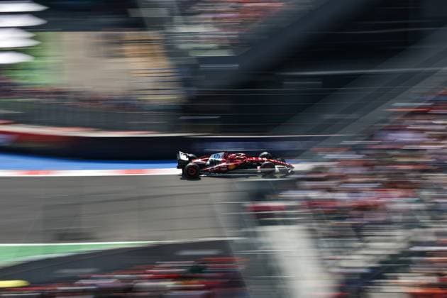 (251026) -- MEXICO CITY, Oct. 26, 2025 -- Ferrari s Monegasque driver Charles Leclerc competes during the practice session of the 2025 Formula One Mexico City Grand Prix at the Hermanos Rodriguez Circuit in Mexico City, Mexico, Oct. 25, 2025. (Photo by Xinhua) (SP)MEXICO-MEXICO CITY-F1-GRAND PRIX-PRACTICE SESSIONS SongxHaiyuan 