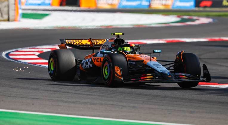 (251026) -- MEXICO CITY, Oct. 26, 2025 -- McLaren s British driver Lando Norris competes during the qualifying session of the 2025 Formula One Mexico City Grand Prix at the Hermanos Rodriguez Circuit in Mexico City, Mexico, Oct. 25, 2025. (Photo by Xinhua) (SP)MEXICO-MEXICO CITY-F1-GRAND PRIX-QUALIFYING SESSION SongxHaiyuan 