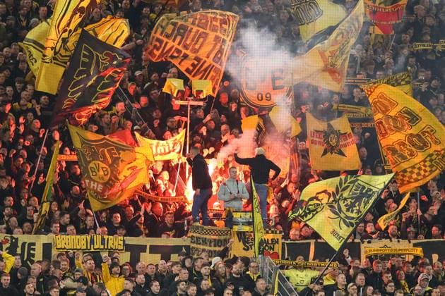 Suedtribuehe Dorrtmund GER, Borussia Dortmund vs. 1 FC Koeln, Football, 1 Liga, Matchday 8, Season 2025 2026, 25 10 2025 DFL REGULATES PROHIBIT ANY USE OF PHOTOGRAPHS AS IMAGE SEQUENCES AND OR QUASI VIDEO GER, Borussia Dortmund vs. 1 FC Koeln, Football, 1 Liga, Matchday 8, Season 2025 2026, 25 10 2025 Dortmund Copyright: xEibner-Pressefoto FrankxZeisingx EP_FZG