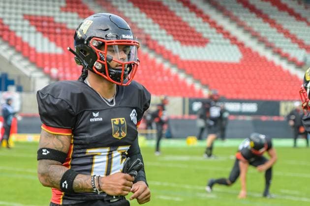 Niklas Schumm (Team Germany, 16), Team Austria vs Team Germany, American Football, European Championship, EM, Europameisterschaft Semifinal, Season 2025, 25.10.2025, Krefeld Grotenburg Stadion Germany Copyright: xFootxBowl JUSTxSHOTSx